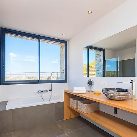 别墅 Sleeps 6 Pool Air Con Wifi *